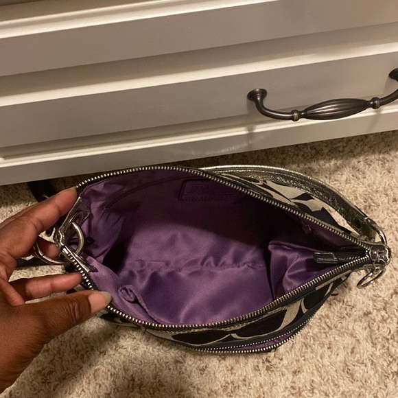 COACH. Women’s Purse with Shoulder Strap & Crossbody Strap - Picture 9 of 10